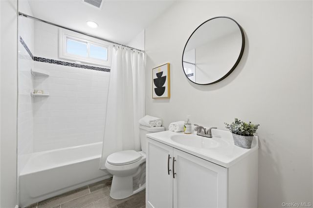 110 Heyward Street, Brentwood, NY 11717