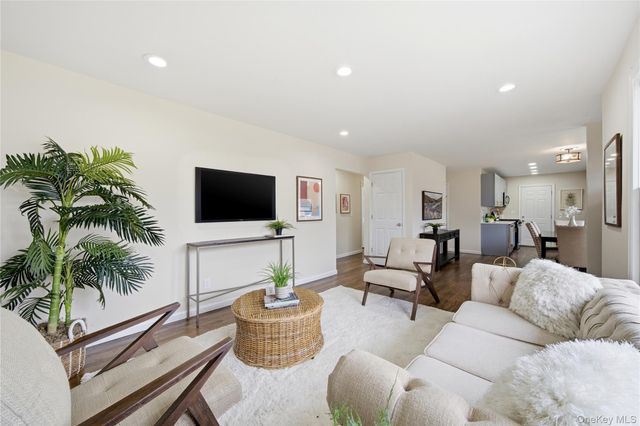 110 Heyward Street, Brentwood, NY 11717