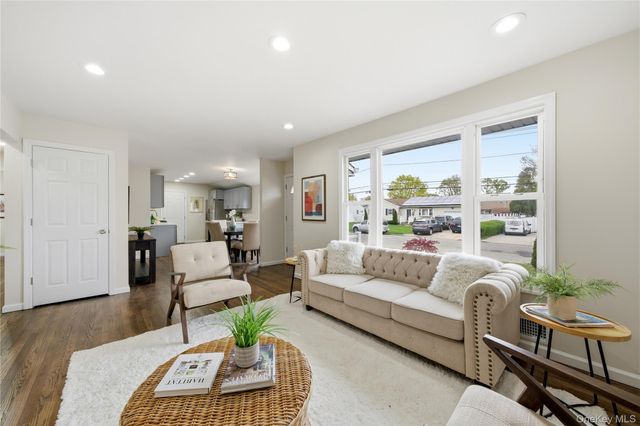 110 Heyward Street, Brentwood, NY 11717