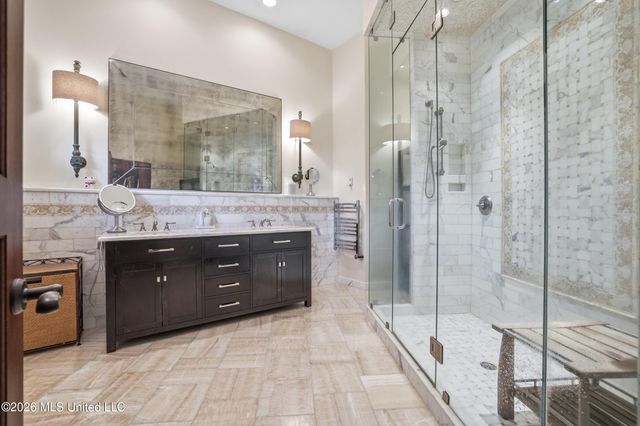 13801 Arbor Circle, Ocean Springs, MS 39564