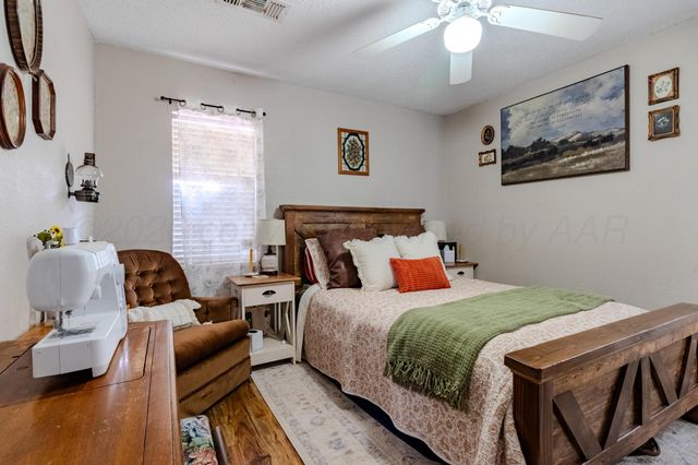 2610 6TH Avenue, Canyon, TX 79015