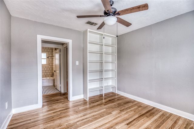 408 North Hunt Street, Bellville, TX 77418