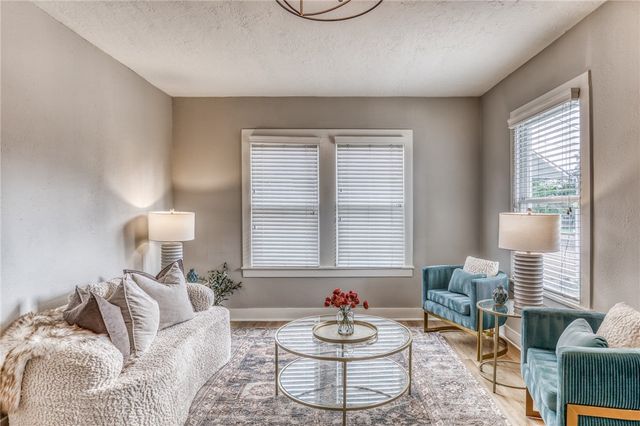 408 North Hunt Street, Bellville, TX 77418