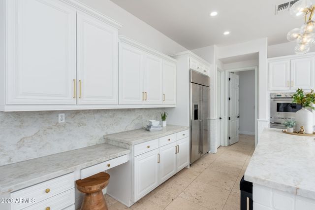 3817 E TRACKER Trail, Phoenix, AZ 85050