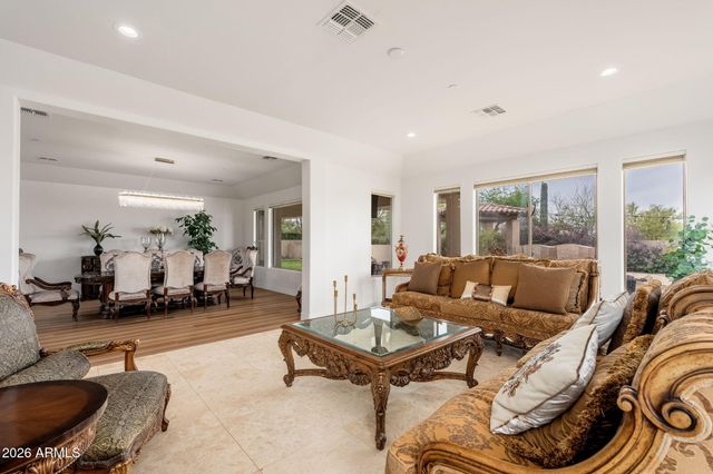 3817 E TRACKER Trail, Phoenix, AZ 85050
