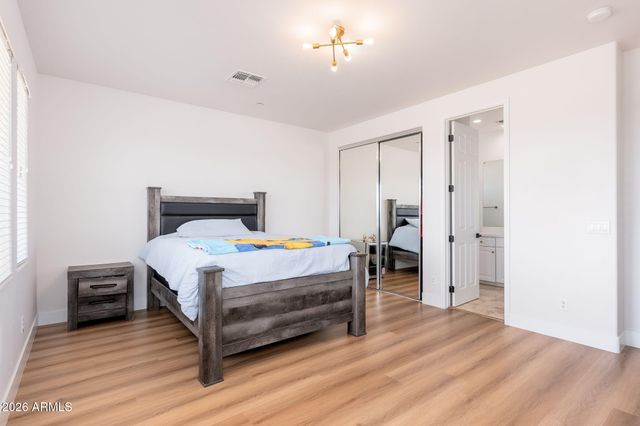 3817 E TRACKER Trail, Phoenix, AZ 85050