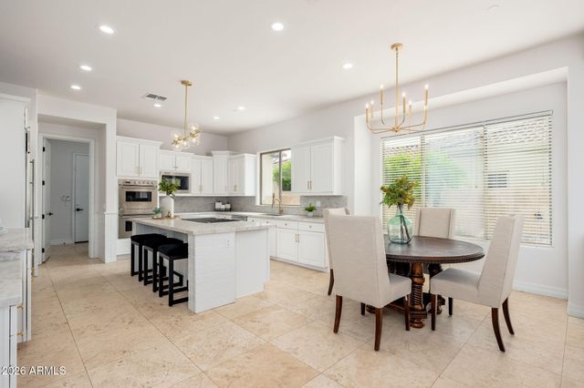 3817 E TRACKER Trail, Phoenix, AZ 85050