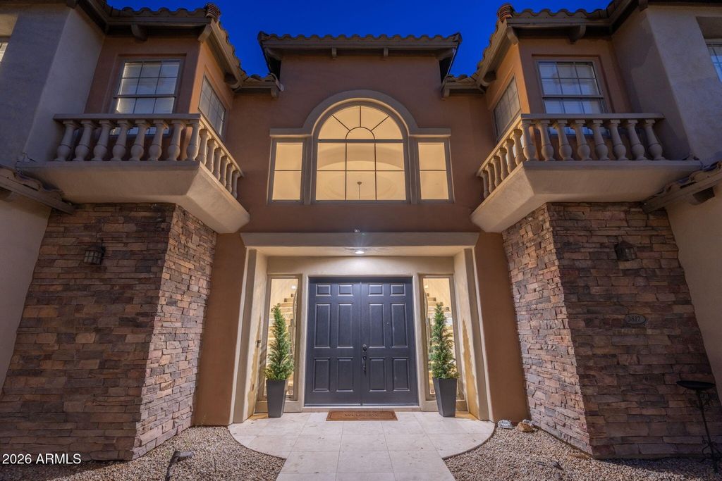 3817 E TRACKER Trail, Phoenix, AZ 85050 — photo 3