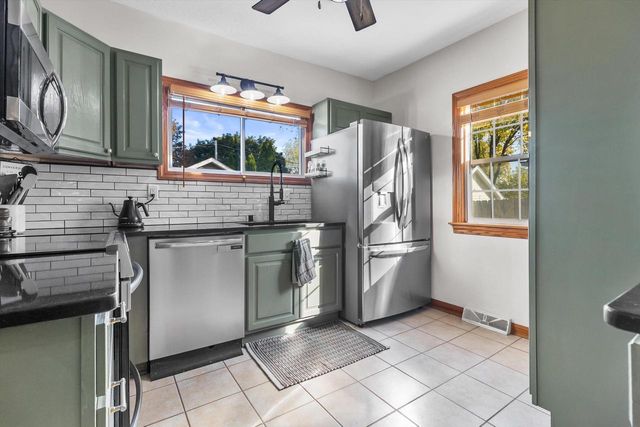 953 Genesee STREET, Waukesha, WI 53186