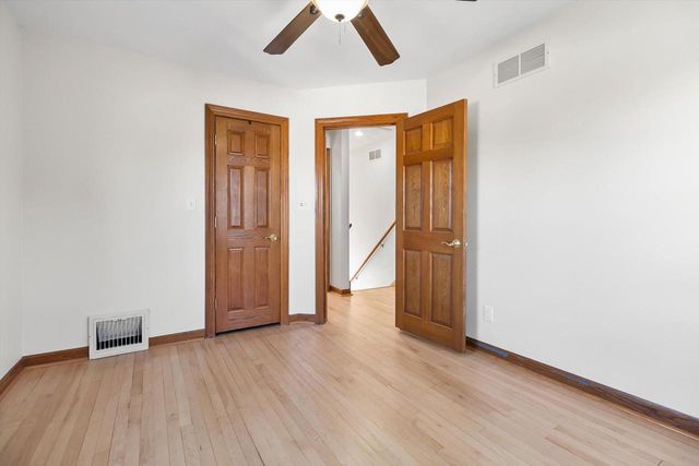 953 Genesee STREET, Waukesha, WI 53186