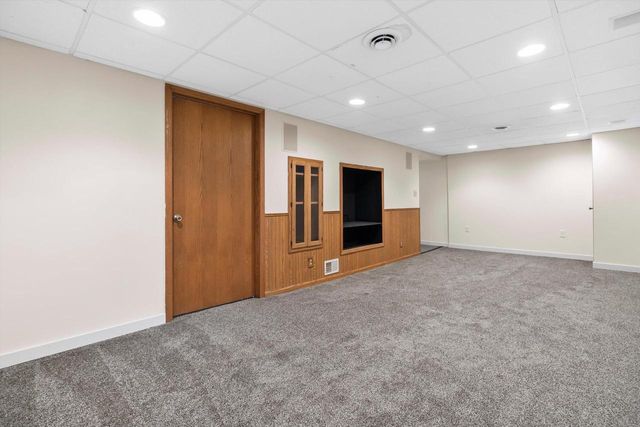 953 Genesee STREET, Waukesha, WI 53186