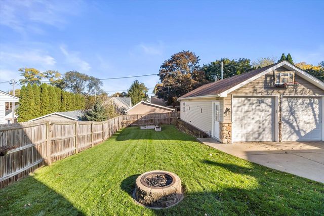 953 Genesee STREET, Waukesha, WI 53186