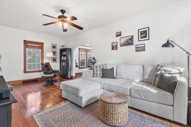 953 Genesee STREET, Waukesha, WI 53186