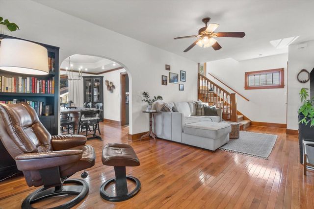 953 Genesee STREET, Waukesha, WI 53186