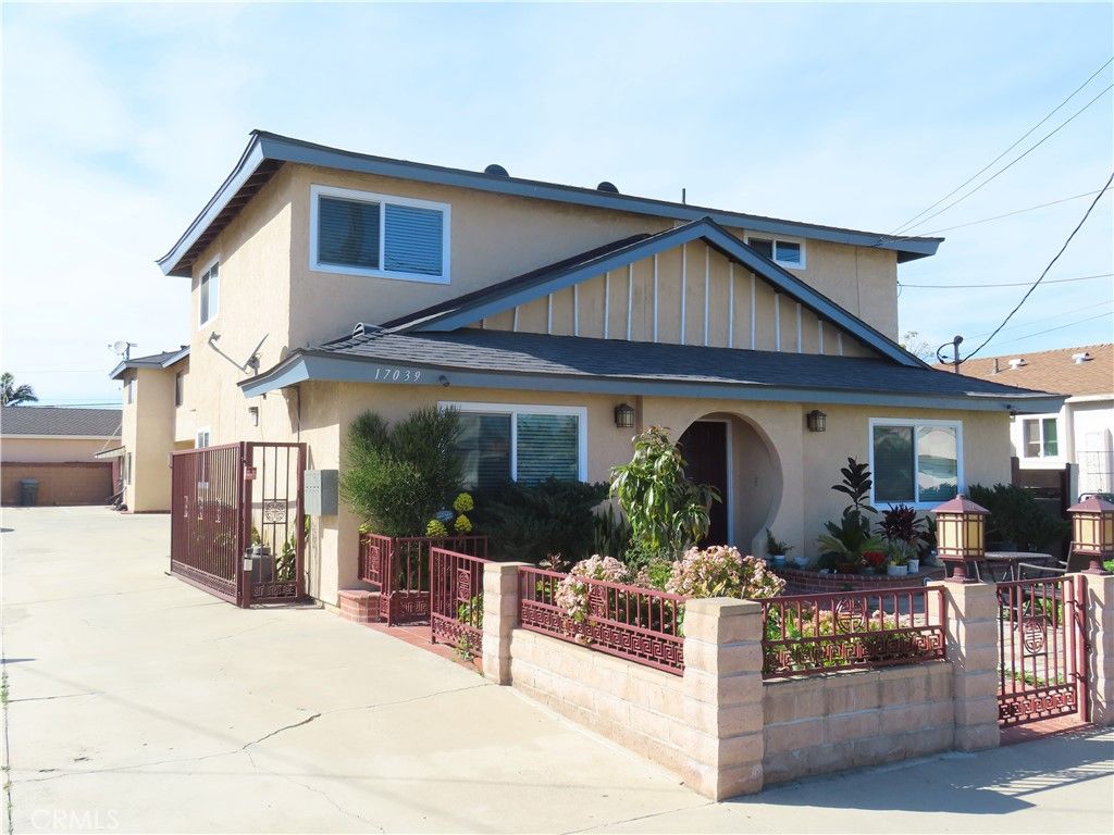 Image 1 of property listing at 17039 S Dalton, Gardena, CA 90247