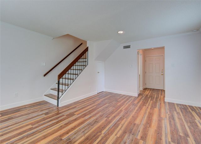 2002 Gentryside Drive 117, Houston, TX 77077