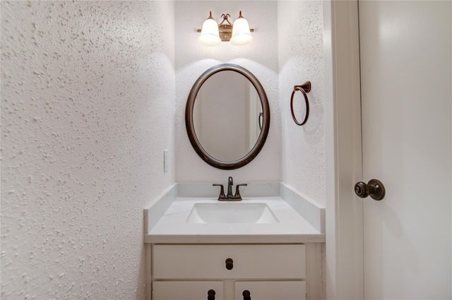 2002 Gentryside Drive 117, Houston, TX 77077