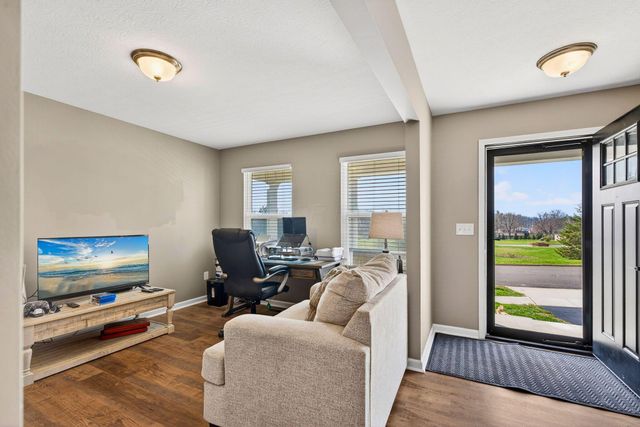 2317 Pine Crest Drive, Lancaster, OH 43130