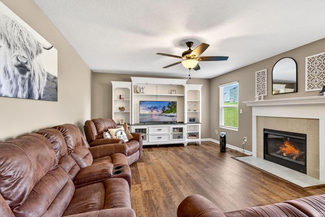 2317 Pine Crest Drive, Lancaster, OH 43130