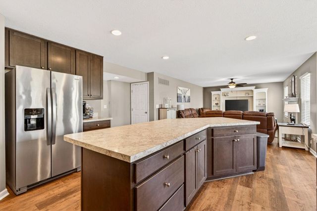 2317 Pine Crest Drive, Lancaster, OH 43130