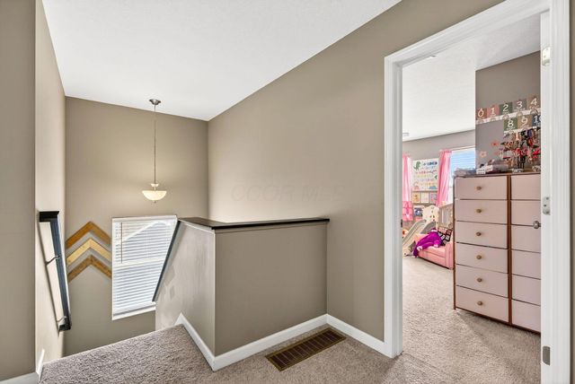 2317 Pine Crest Drive, Lancaster, OH 43130