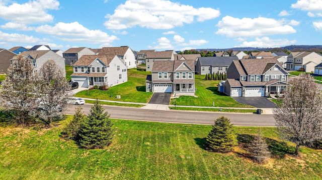 2317 Pine Crest Drive, Lancaster, OH 43130