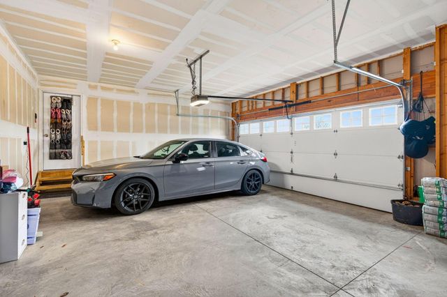 2317 Pine Crest Drive, Lancaster, OH 43130