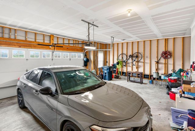 2317 Pine Crest Drive, Lancaster, OH 43130