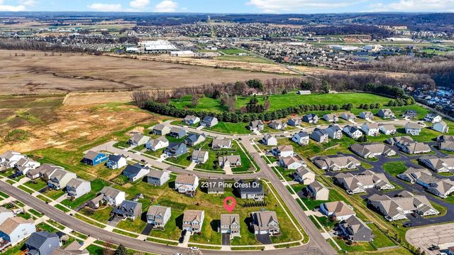 2317 Pine Crest Drive, Lancaster, OH 43130