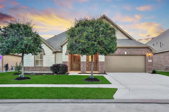 15715 Holloway Creek Court, Houston, TX 77044