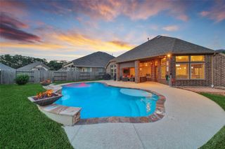 15715 Holloway Creek Court, Houston, TX 77044