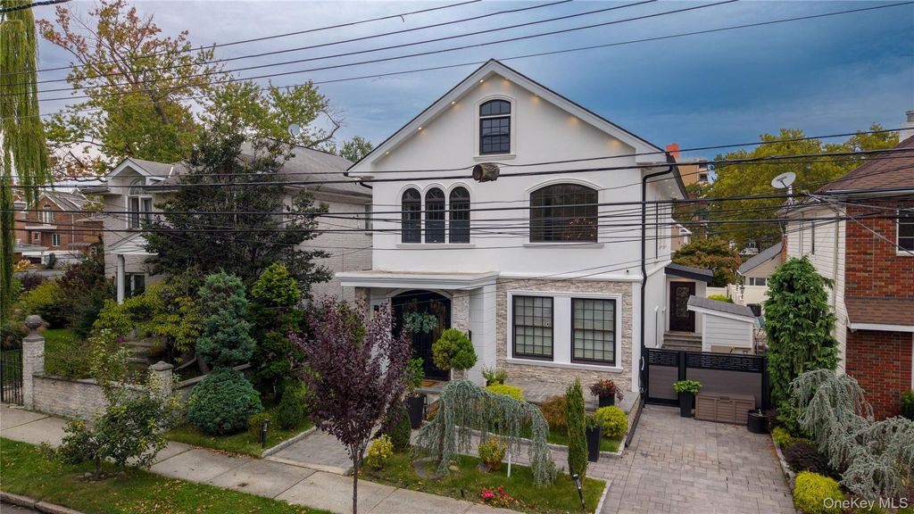 162-07 12th Road, Beechhurst, NY 11357 — photo 2