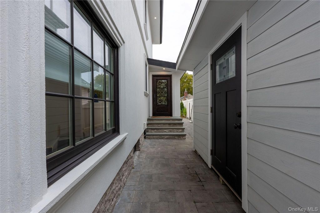 162-07 12th Road, Beechhurst, NY 11357 — photo 3