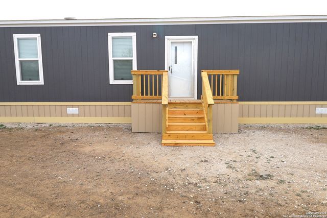 325 S 11th, Poteet, TX 78065