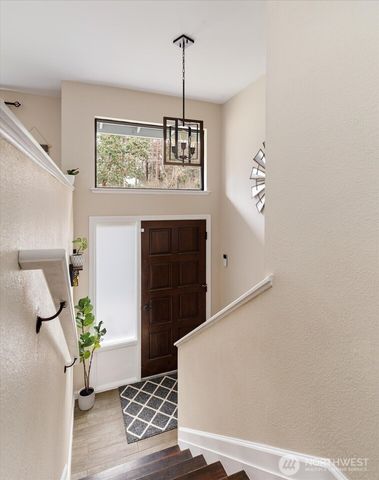 664 Limestone Lane, Oak Harbor, WA 98277