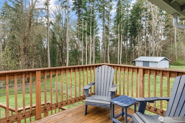 664 Limestone Lane, Oak Harbor, WA 98277