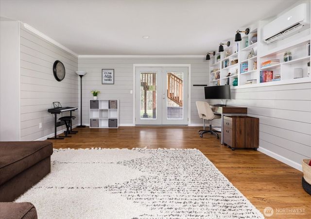 664 Limestone Lane, Oak Harbor, WA 98277