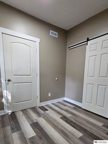 3734 S 23rd Street, Omaha, NE 68107