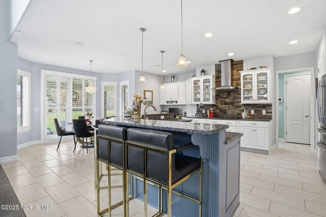 456 Strathaven Drive, Findlay, OH 45840