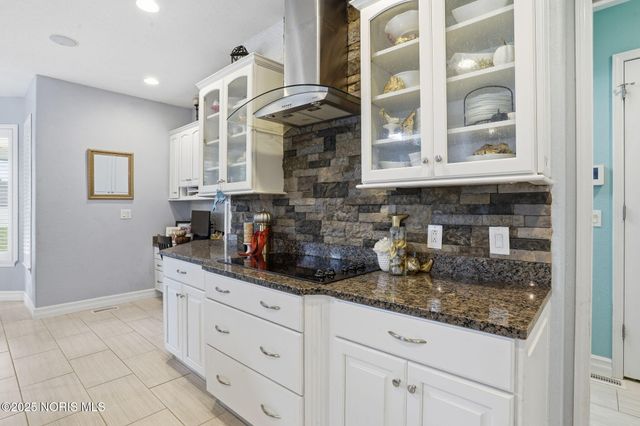 456 Strathaven Drive, Findlay, OH 45840