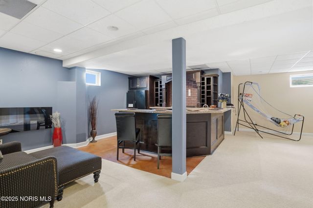 456 Strathaven Drive, Findlay, OH 45840