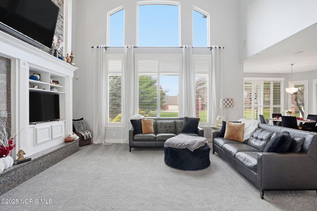 456 Strathaven Drive, Findlay, OH 45840