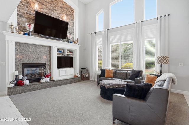 456 Strathaven Drive, Findlay, OH 45840