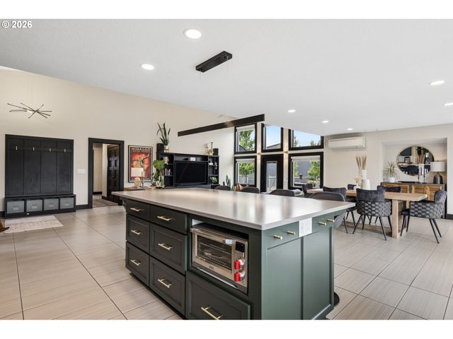 7865 S ZIMMERMAN Rd, Canby, OR 97013