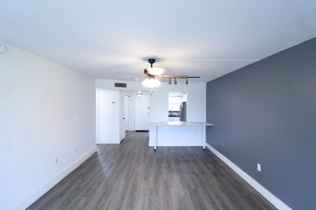 2900 N Pine Island Road 102, Sunrise, FL 33322