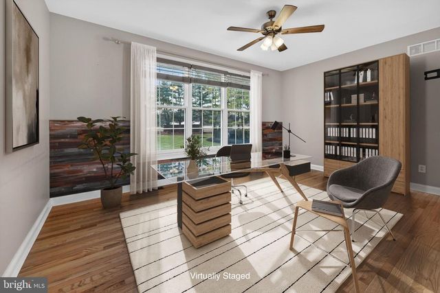 11 ROLLING GLEN CT, Mount Laurel, NJ 08054