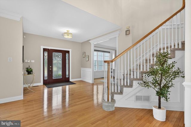 11 ROLLING GLEN CT, Mount Laurel, NJ 08054