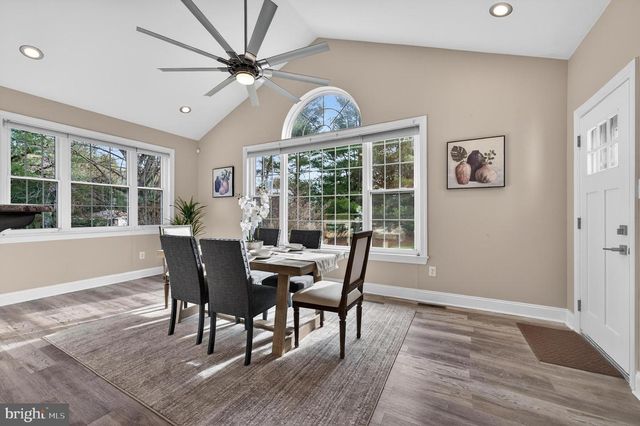 11 ROLLING GLEN CT, Mount Laurel, NJ 08054