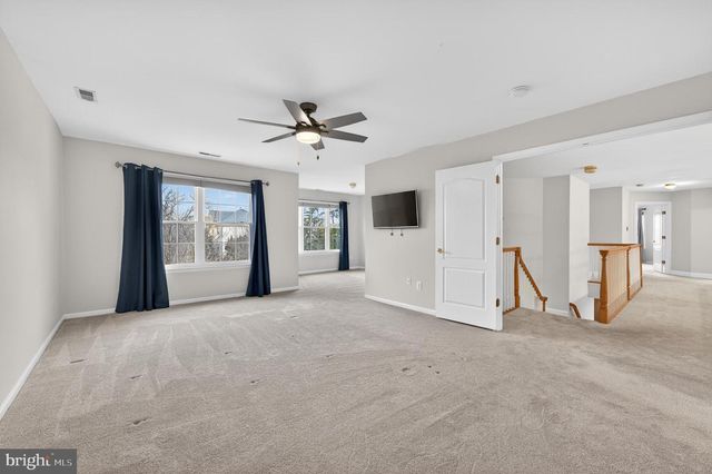 11 ROLLING GLEN CT, Mount Laurel, NJ 08054