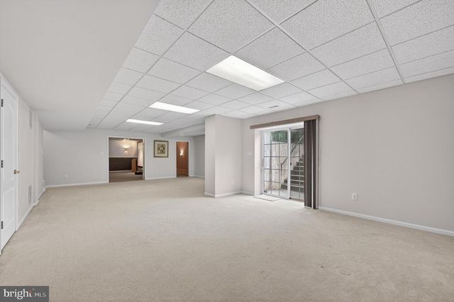 11 ROLLING GLEN CT, Mount Laurel, NJ 08054